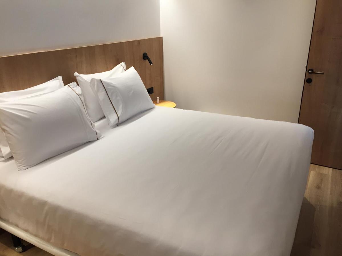 Muralto Madrid Princesa Екстериор снимка