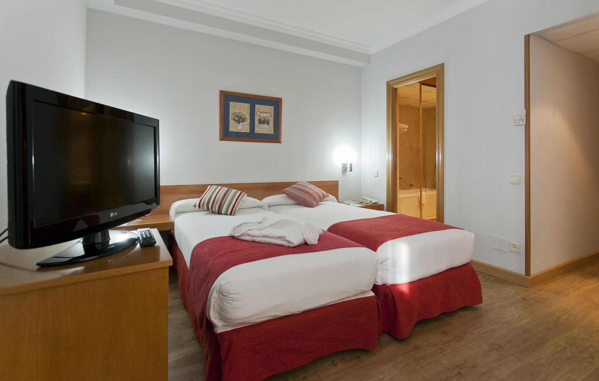 Muralto Madrid Princesa Екстериор снимка