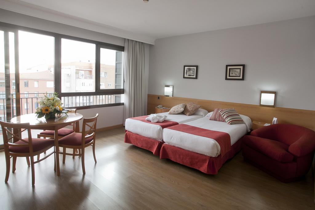 Muralto Madrid Princesa Стая снимка